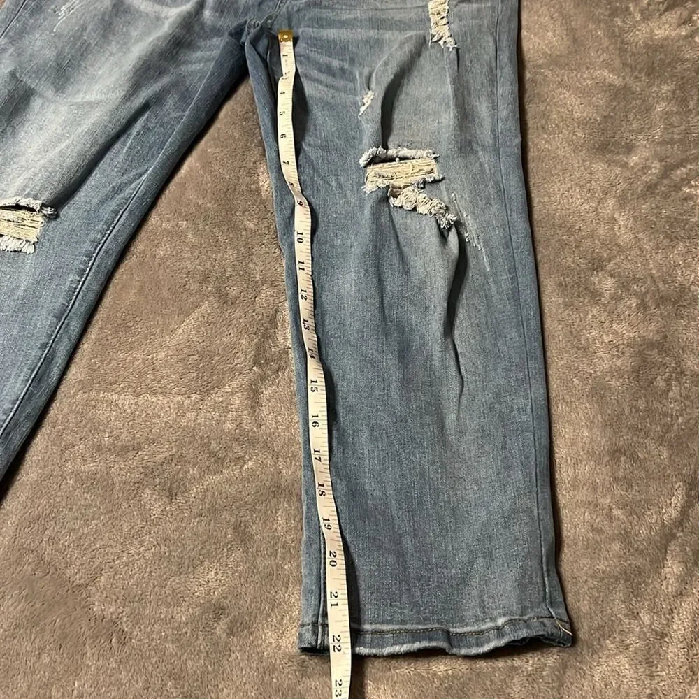 No Brand - Distressed Jean Capri